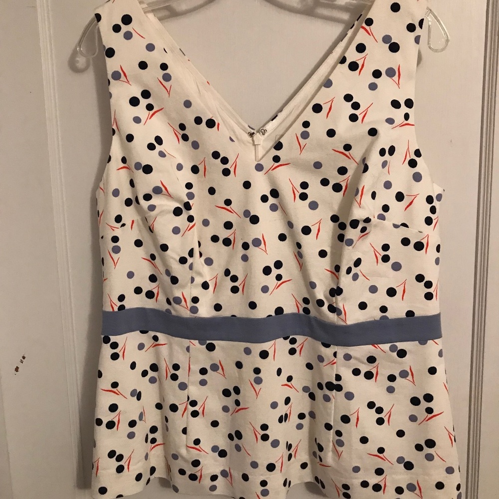 Cream Boden faille US size 12 sleeveless top in a cream print